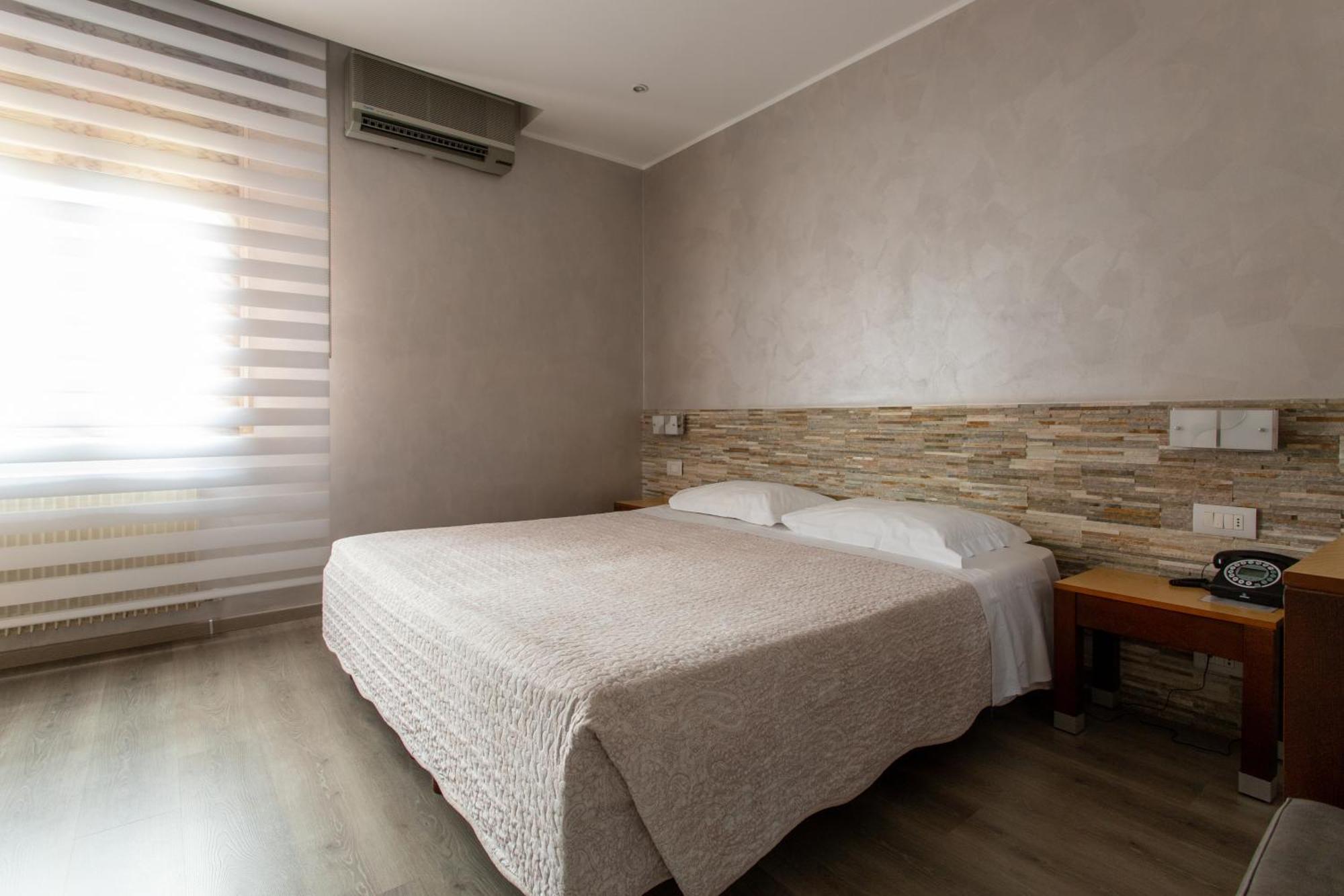 Hotel San Giorgio Udine Bagian luar foto