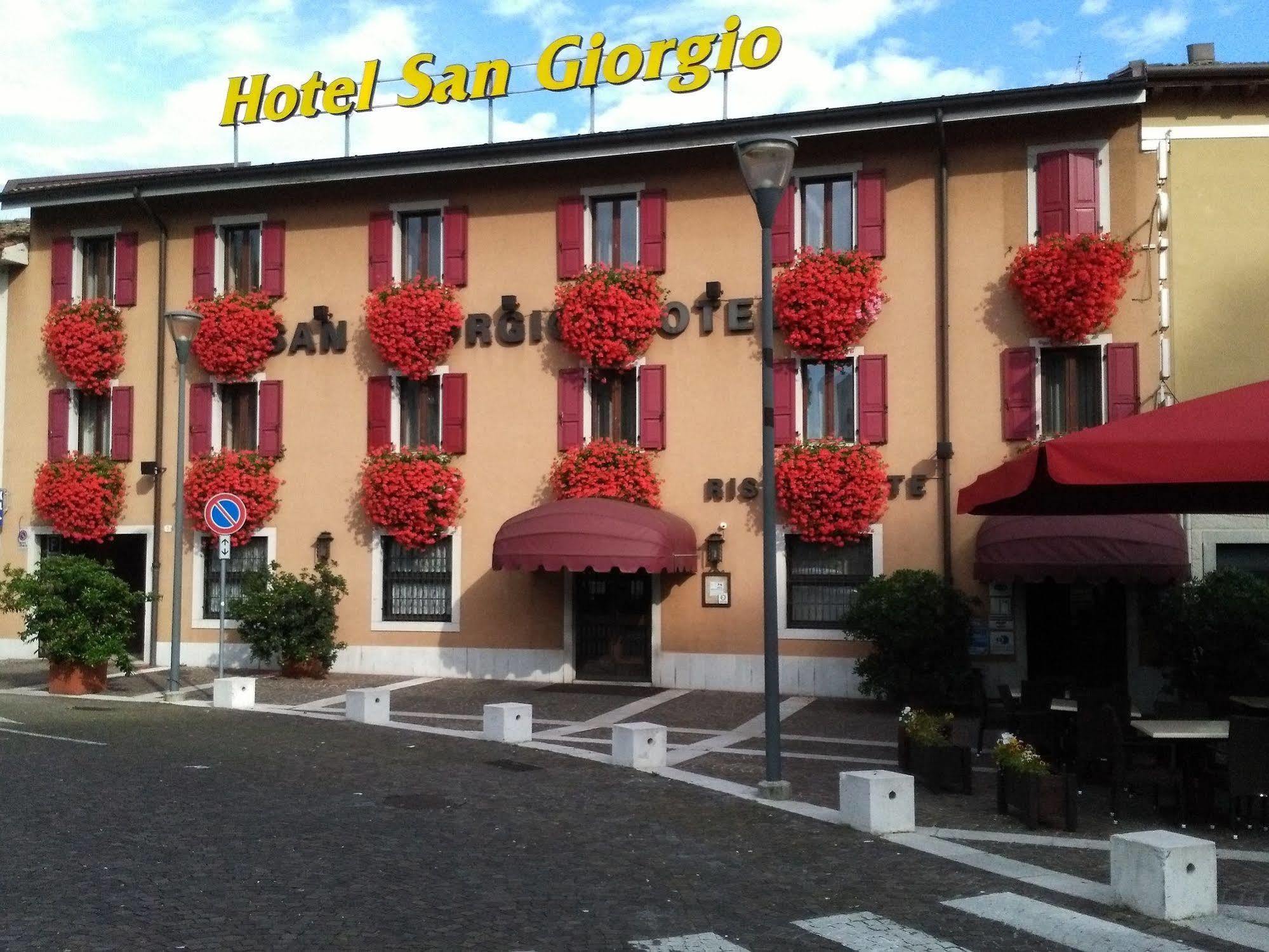 Hotel San Giorgio Udine Bagian luar foto